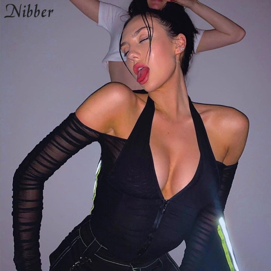 NIBBER Mesh V-Neck Top