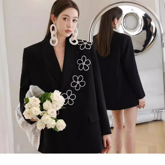 Elegant Bloom Black Pearl Flower Blazer