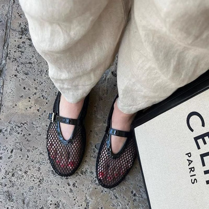 Chic Round Cowhide with Mesh Detail Ballet Shoes