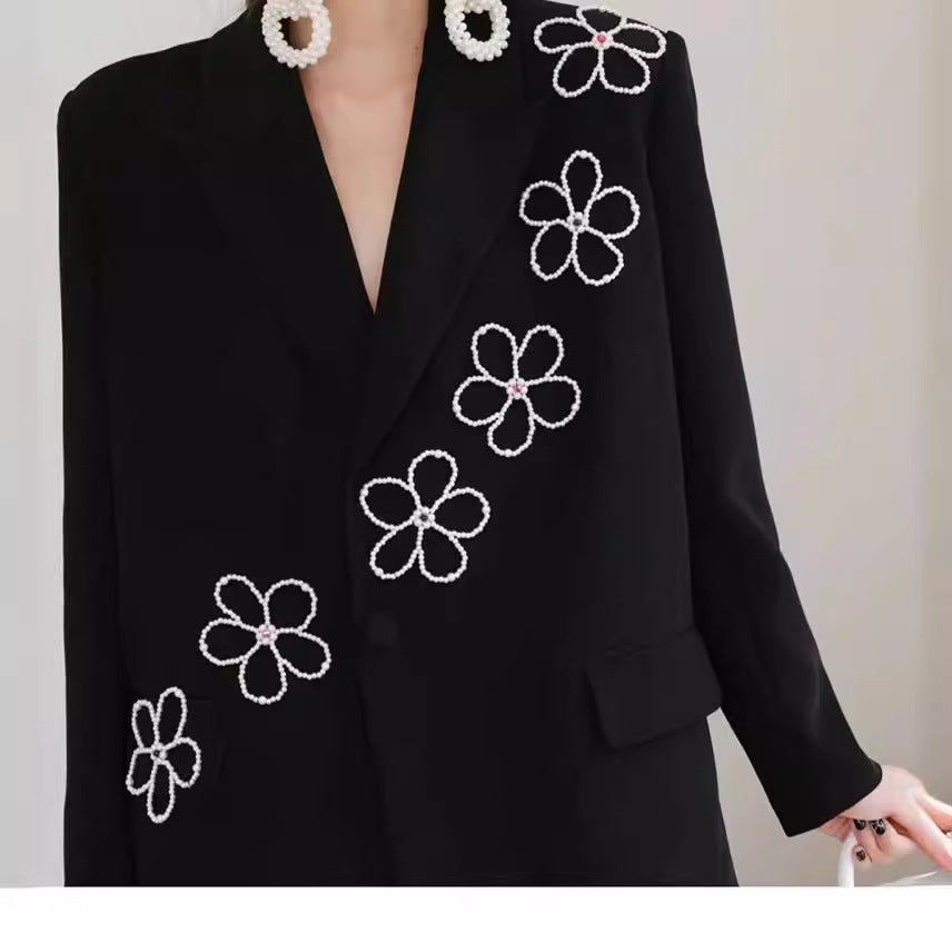 Elegant Bloom Black Pearl Flower Blazer