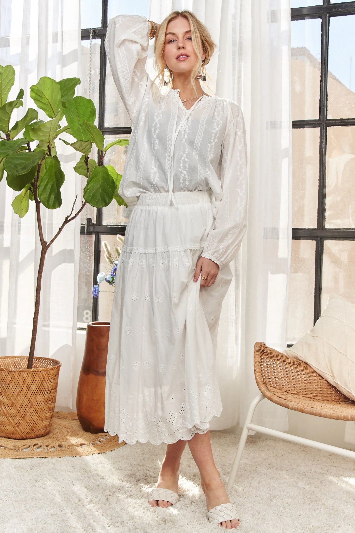 db538861f188458092ea3b45aee907cb-Max-Origin