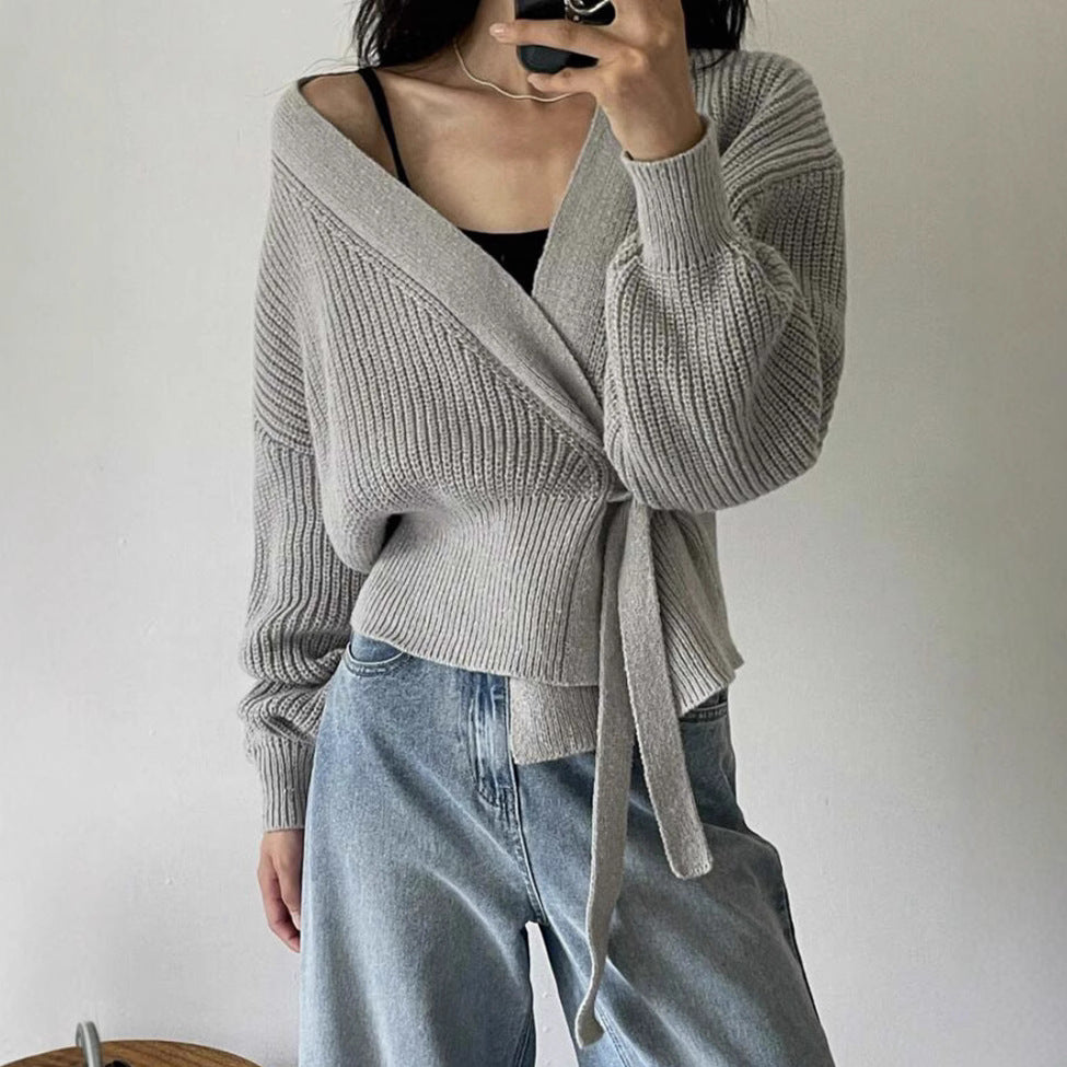 V-neck Waist-controlled Lace-up Sweater