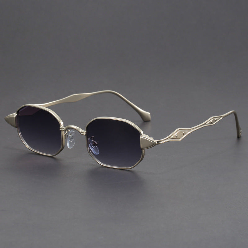 Chic Vintage Sunglasses