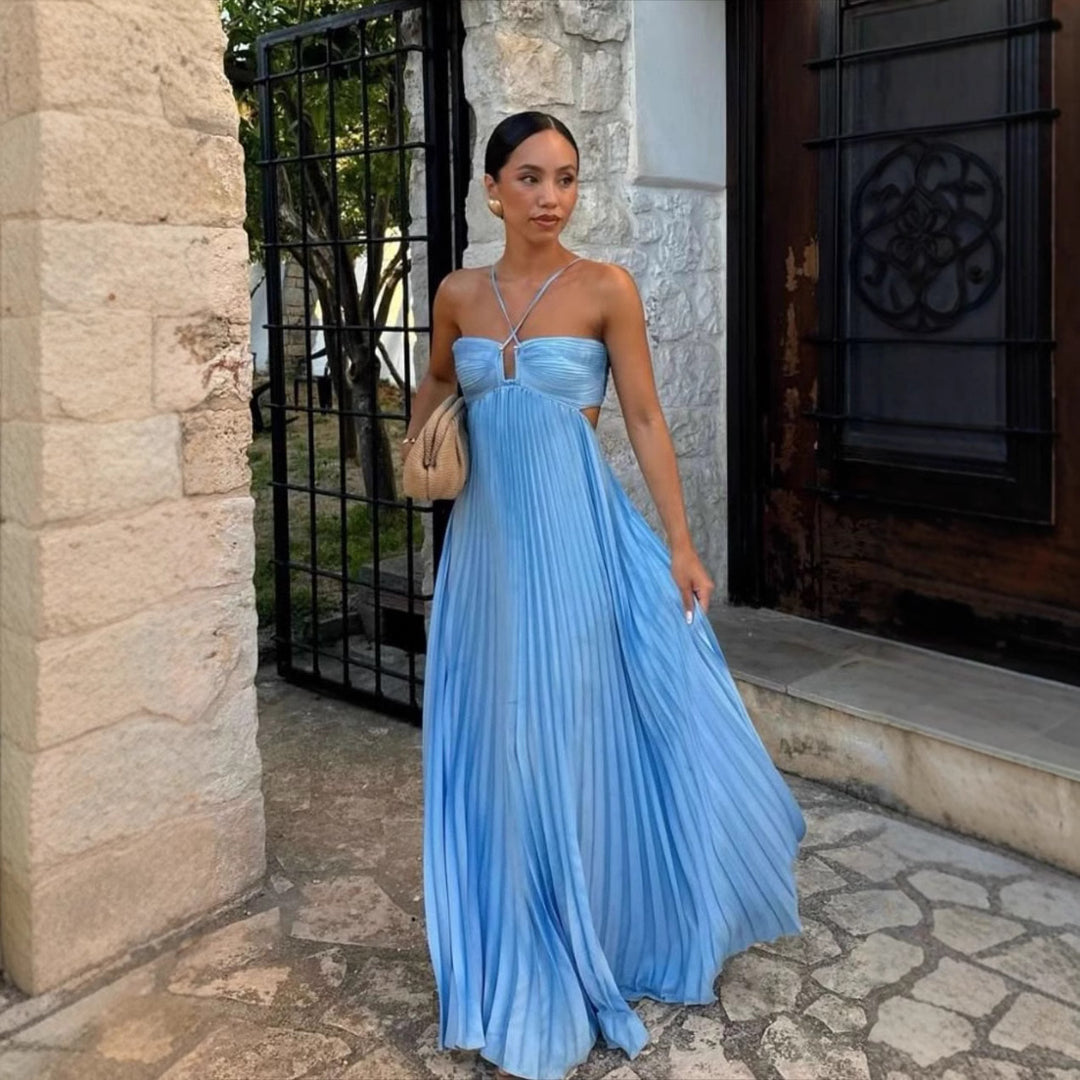 Elegant Sleeveless Pleated Dress