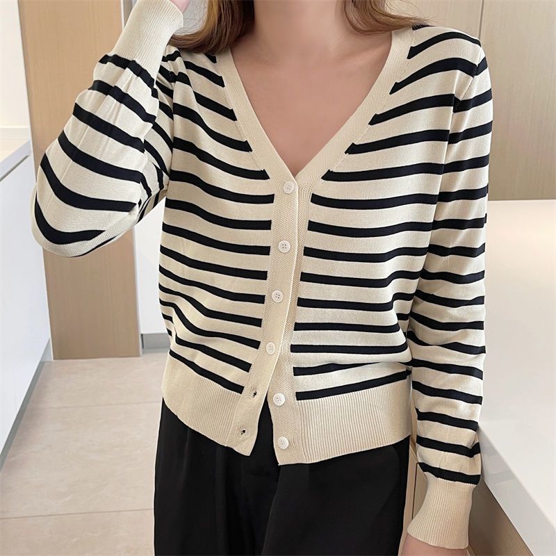 Black and white autumn striped Sweater