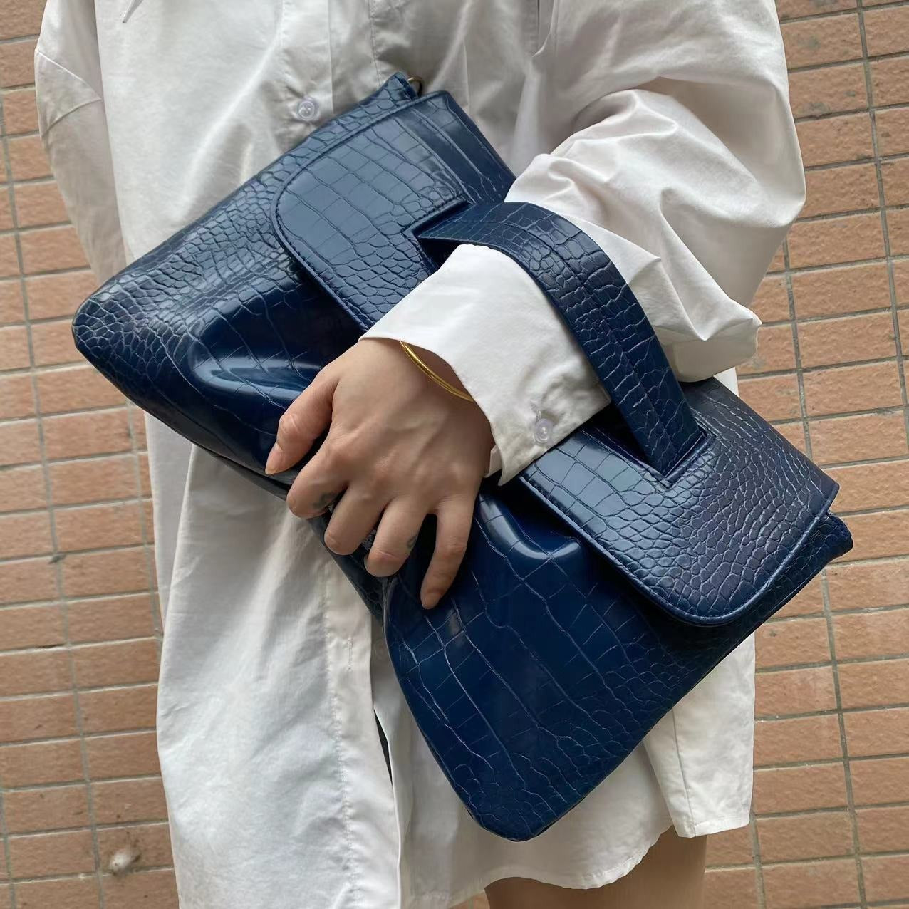 Chic Croc Texture Clutch Bag