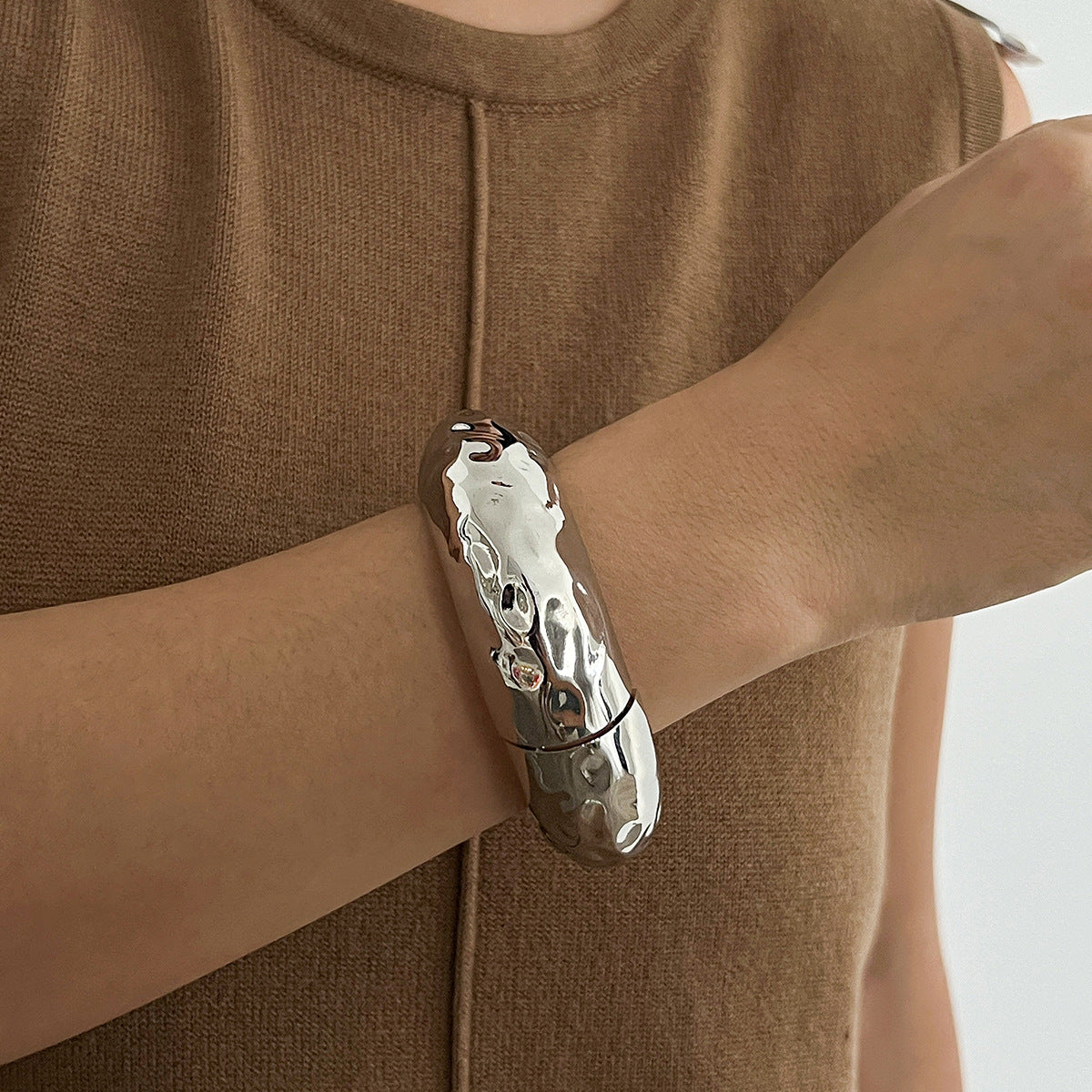 Fashion Round Wide Cuff Bracelet