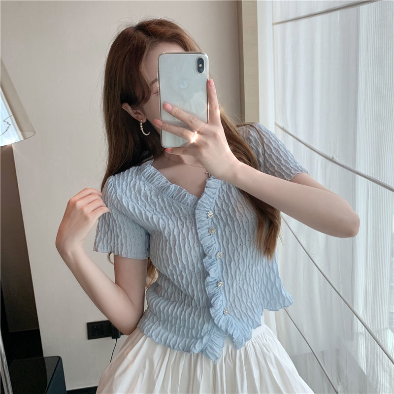 Casual short sleeved t-shirt