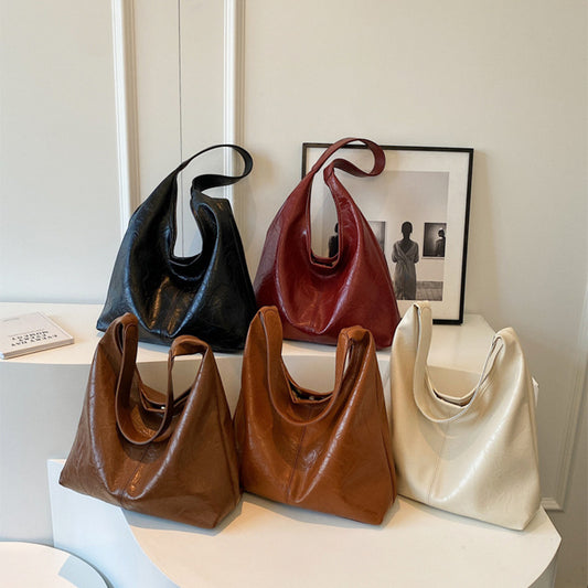 Chic Composite Hobo Tote with Clutch