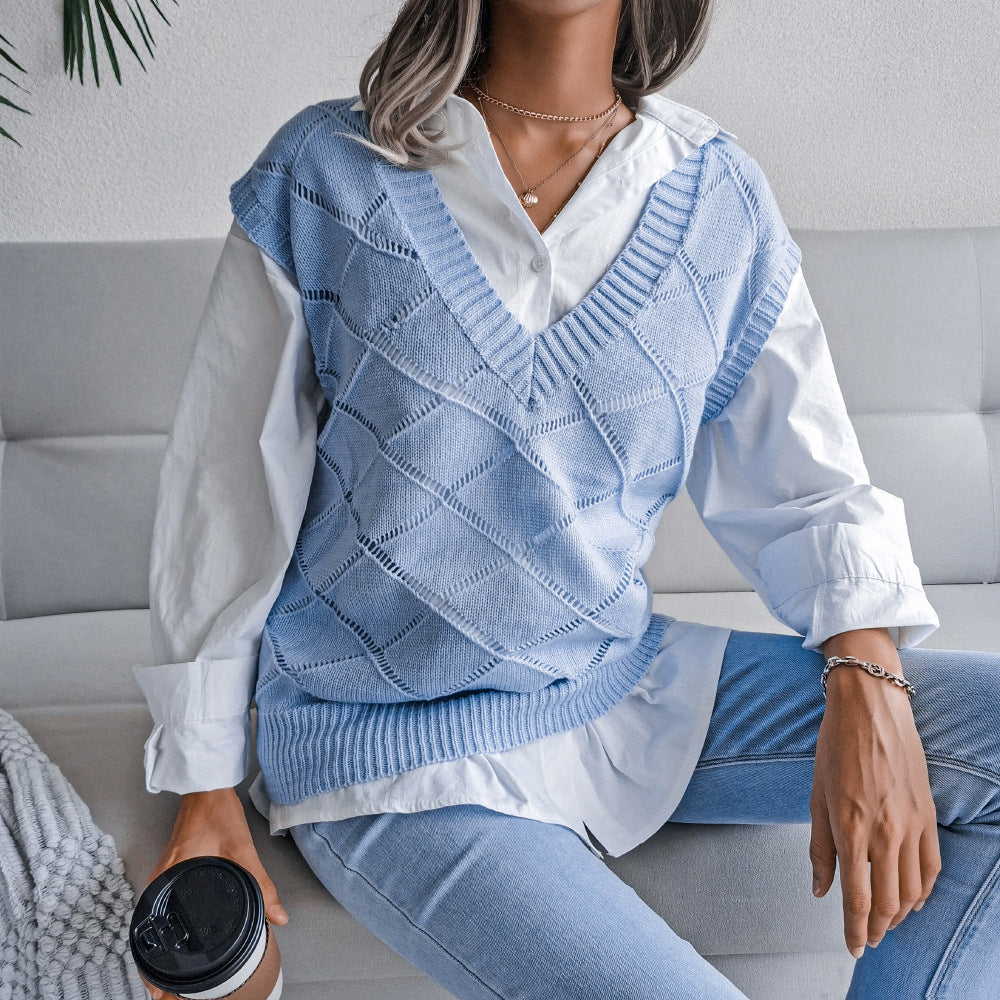 Women's V-neck Hollow Rhombus Casual Knitted Sweater Vest
