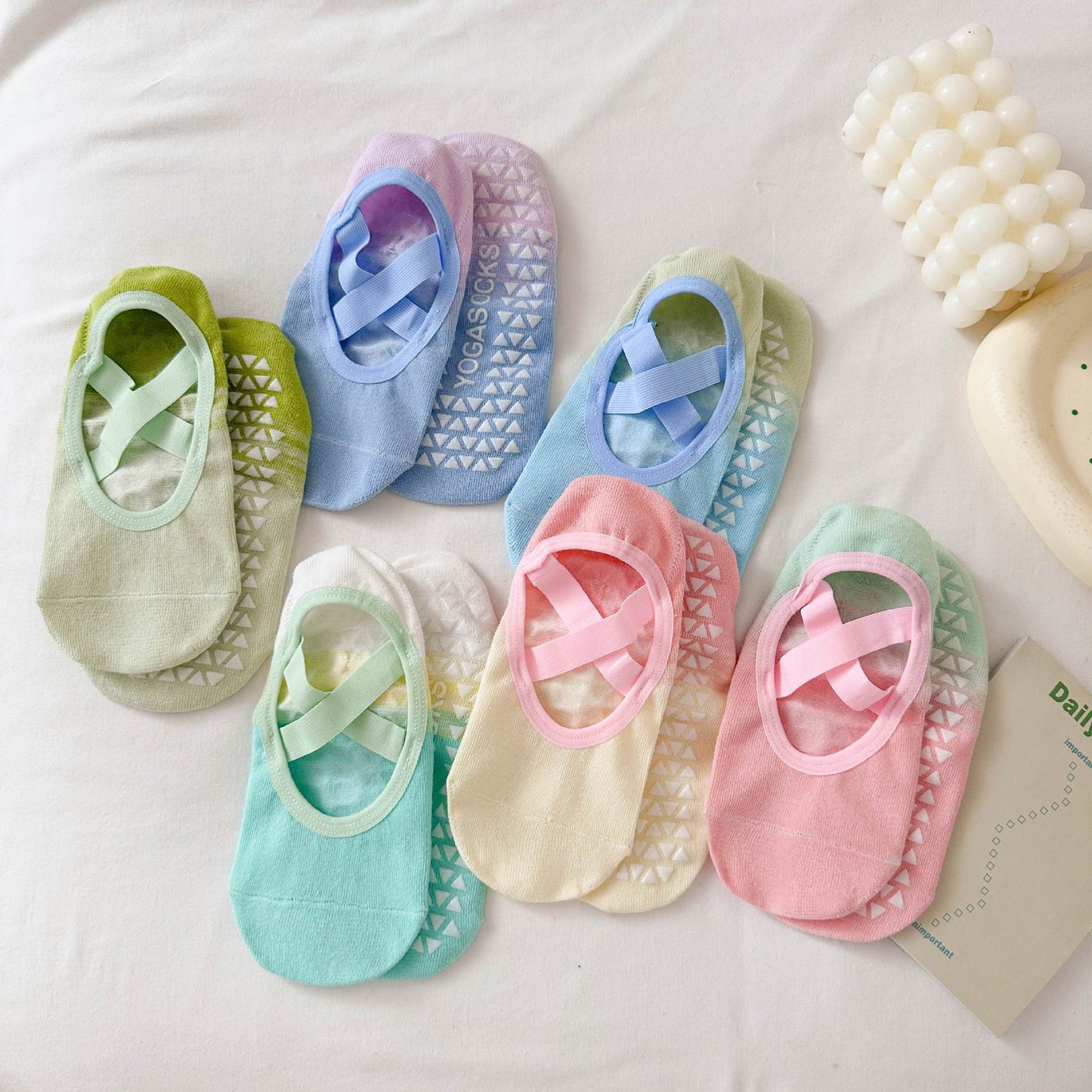 Thin Gradient Yoga Non-slip Breathable Sports Workout Socks