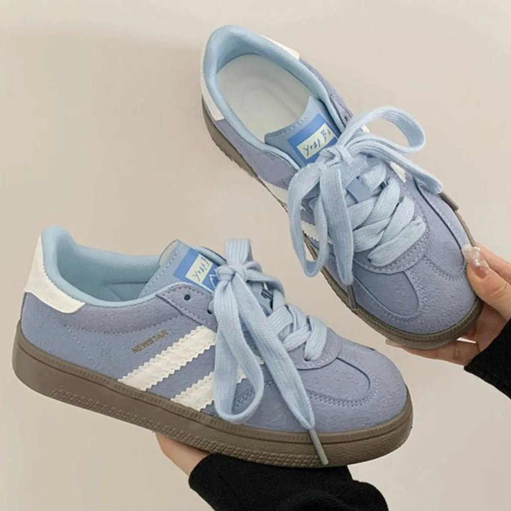 Contrast Round Toe Flat Sneakers