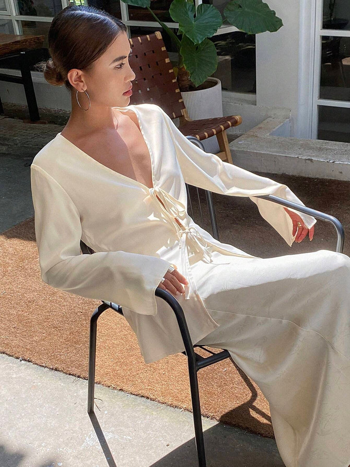 Solid Color Waist Cinched Long Sleeved Fitted Women's Shirt