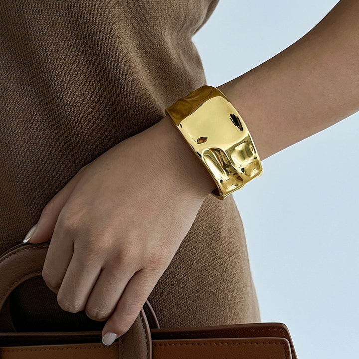 Fashion Round Wide Cuff Bracelet