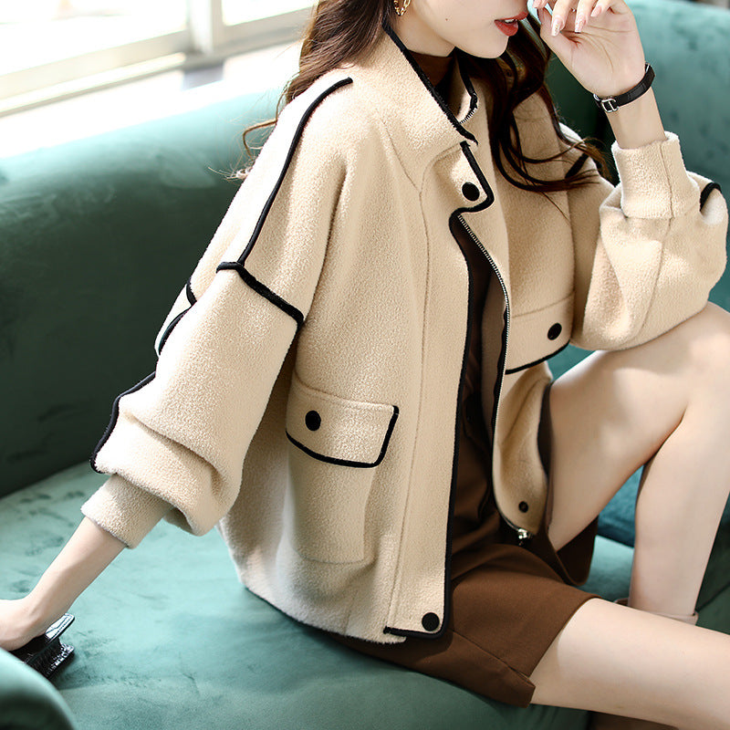 Short Woolen Coat with Zipper Pockets