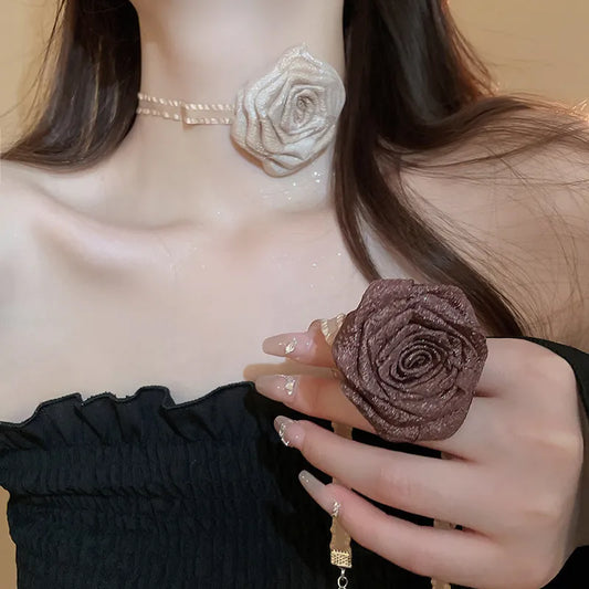 Romantic Rose Pendant Necklace