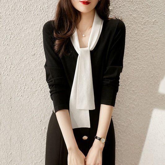 Early Autumn Fashionable Stylish V-neck Sweater