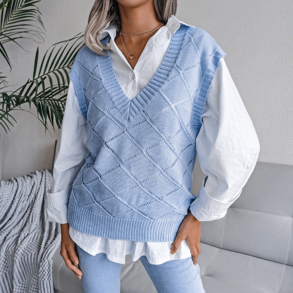 Women's V-neck Hollow Rhombus Casual Knitted Sweater Vest