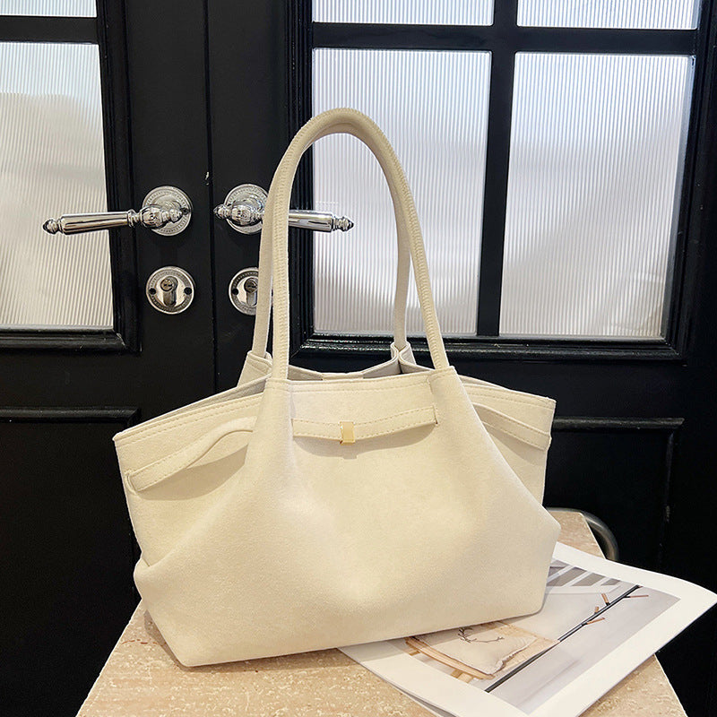 Chic Retro Suede Handbag