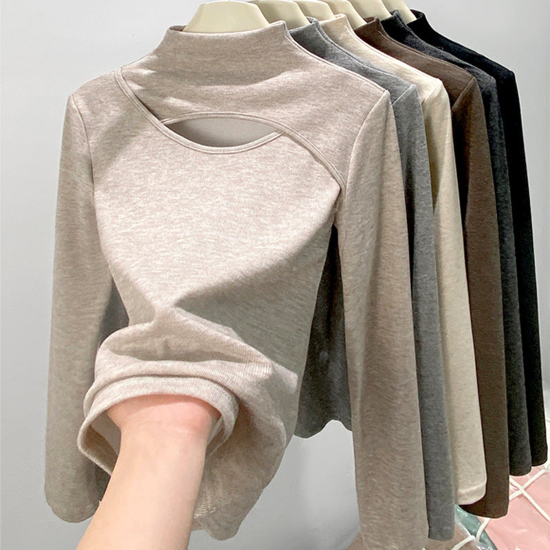 Half turtleneck long-sleeved top