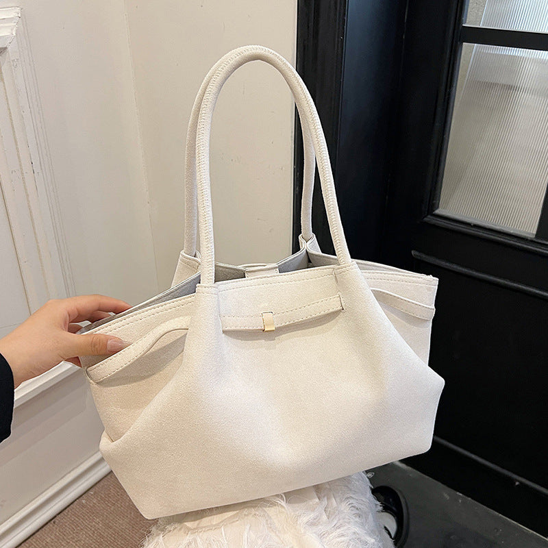 Chic Retro Suede Handbag