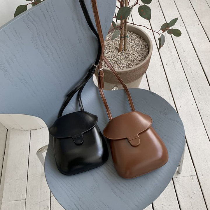 Vintage Saddle Crossbody Bag