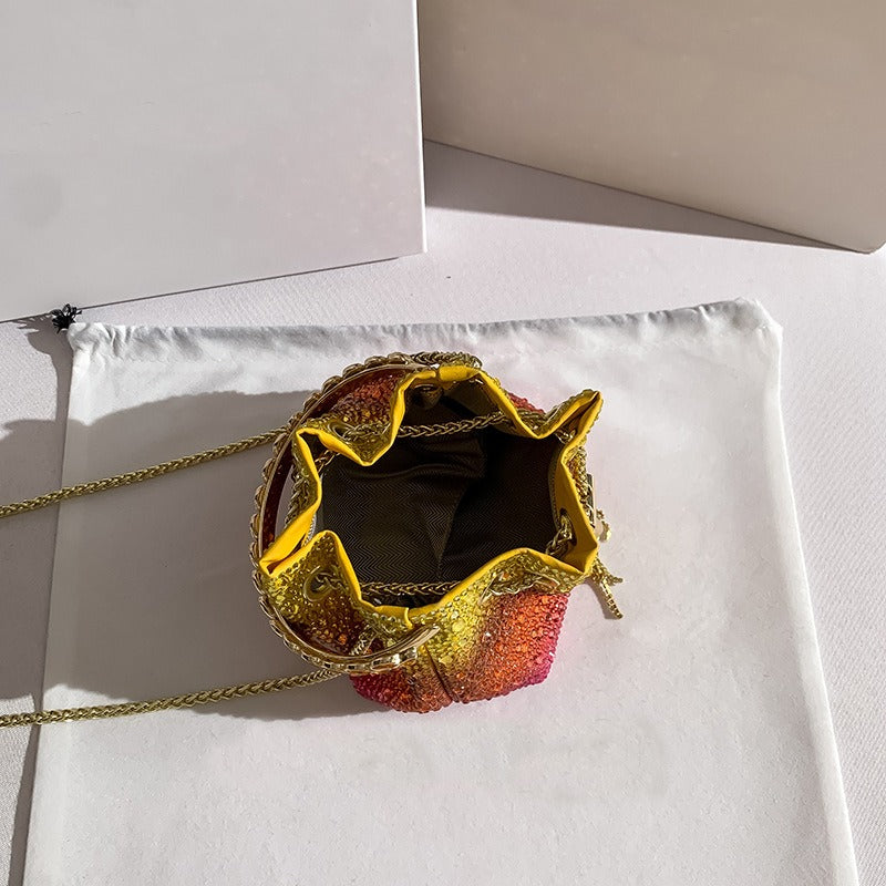 Hot diamond bucket bag