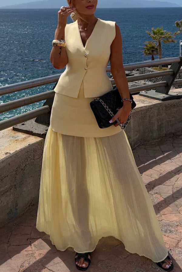 Elegant Knitted Vest with Loose Skirt