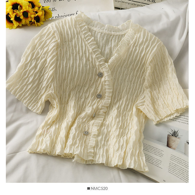 Casual short sleeved t-shirt