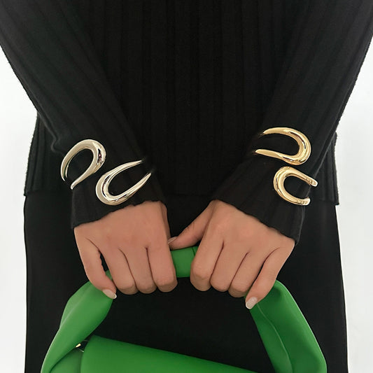 Minimalist Metallic Bracelet Set