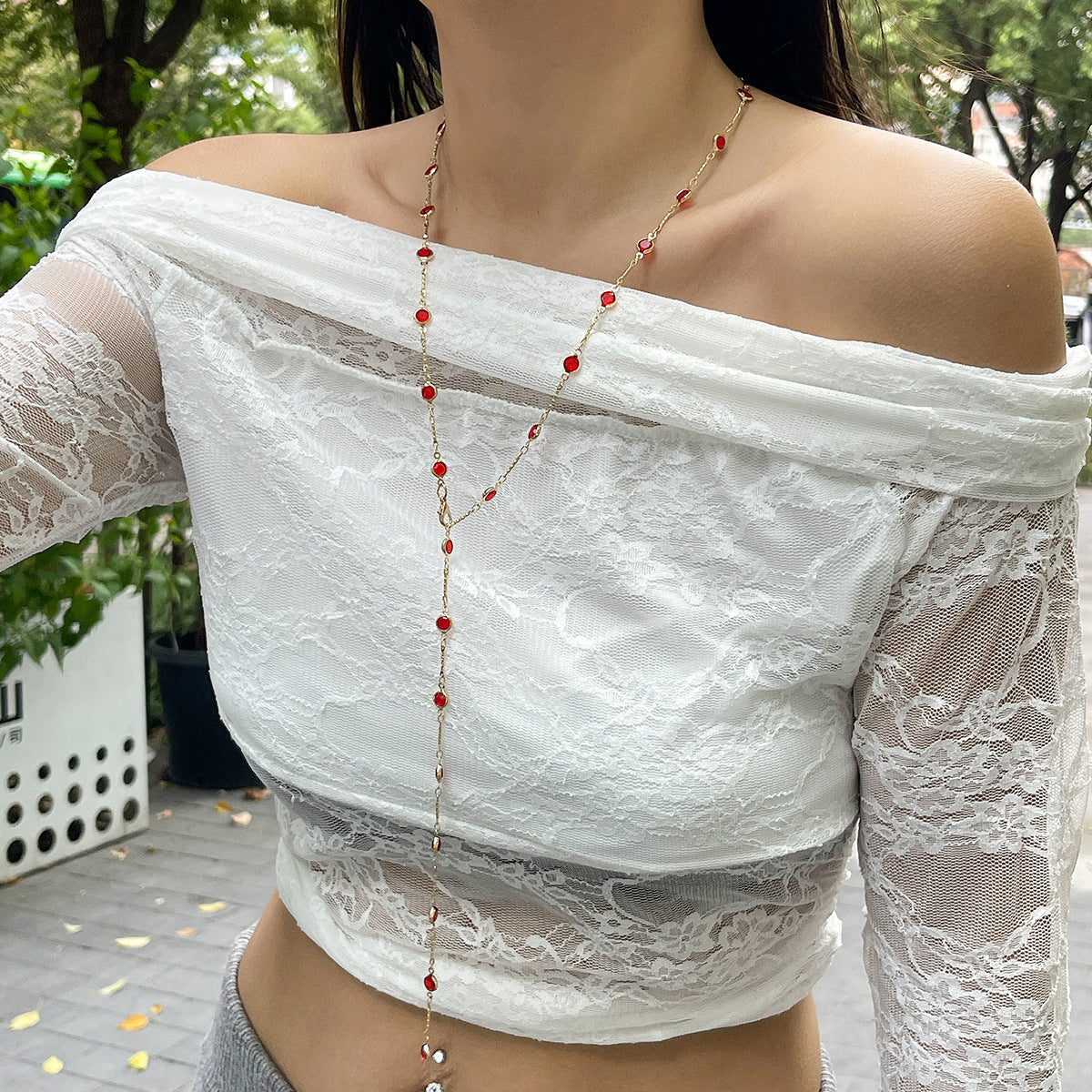 Fashionable colored crystal Y-shaped necklace, simple geometric multi-layer tassel collarbone chain