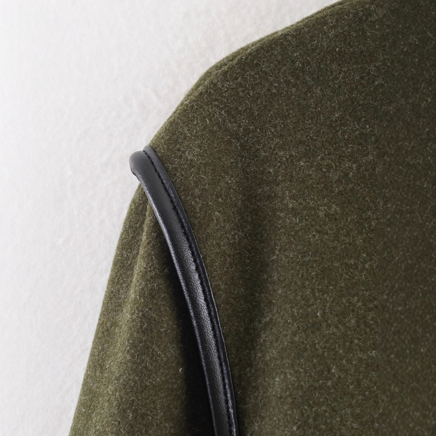 Round Neck With Long Scarf Jacket