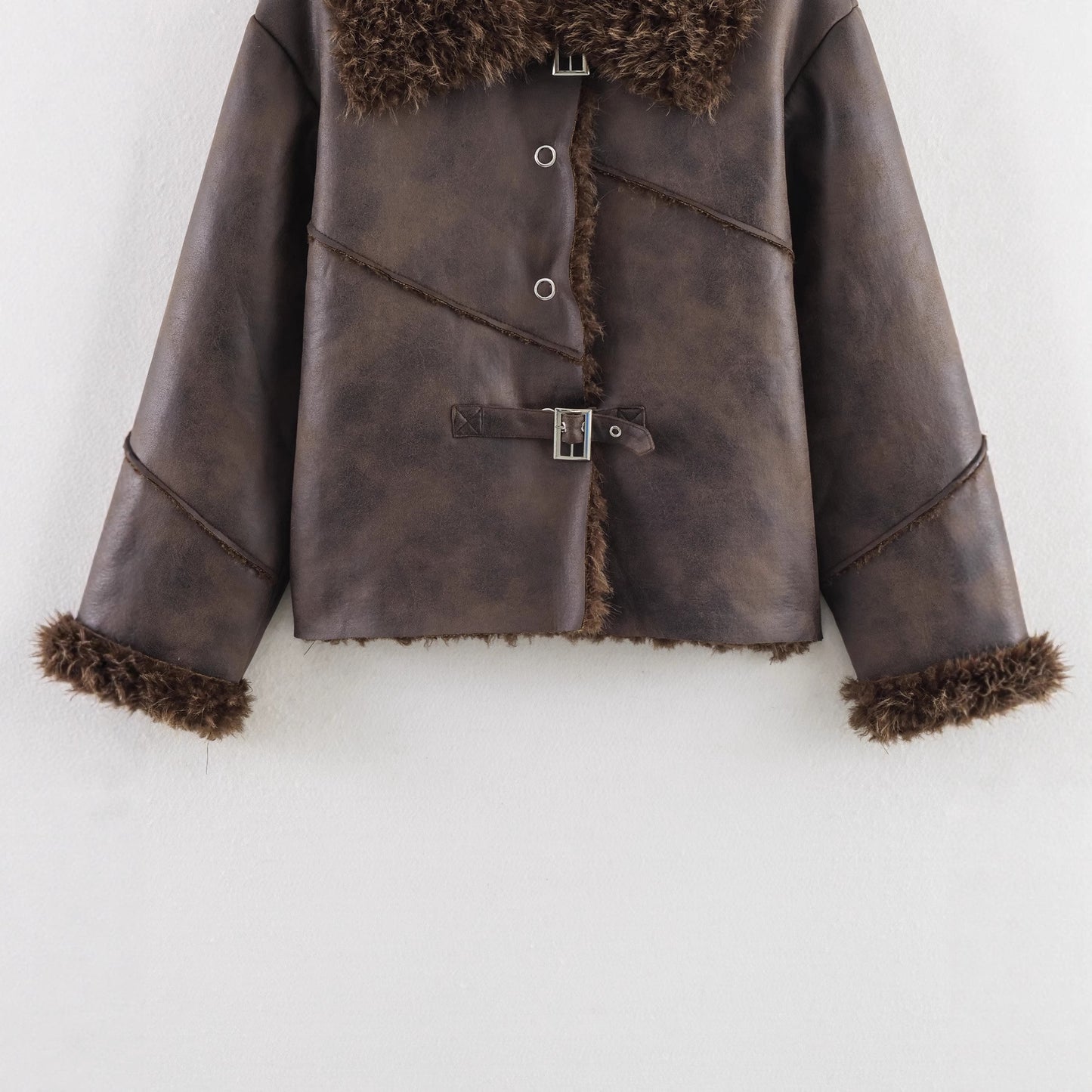 Versatile collar long sleeved fake fur jacket