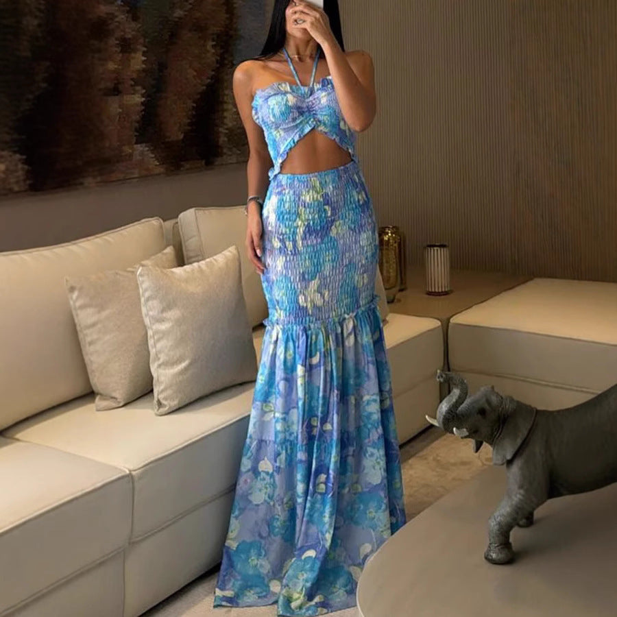 Elegant Off-Shoulder Outfit