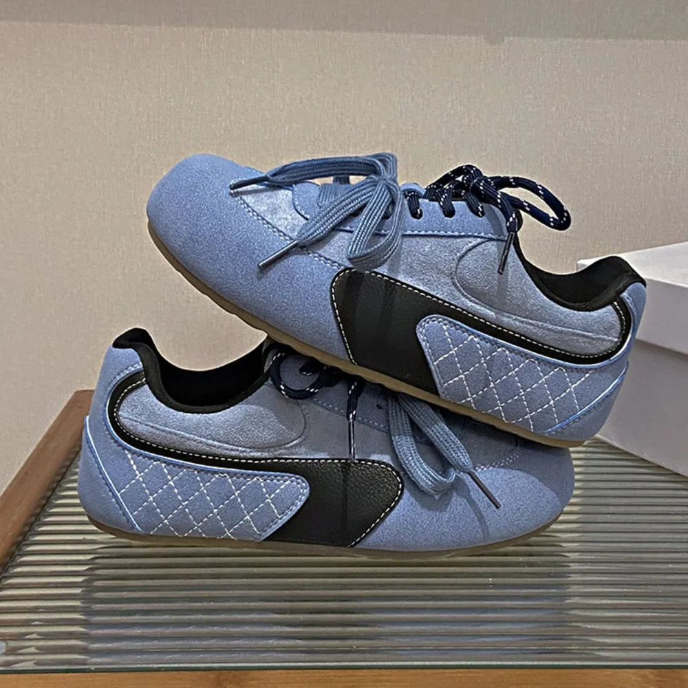 Contrast Flat Sneakers