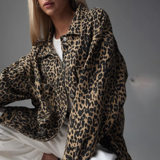 Chic Leopard Detail Denim Jacket