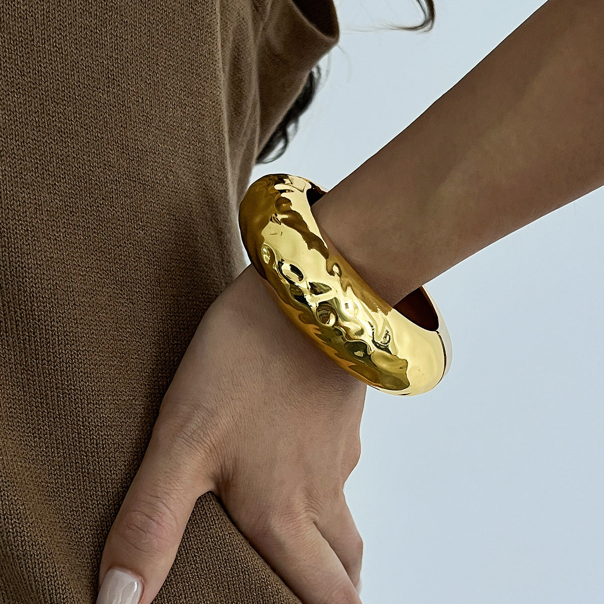 Fashion Round Wide Cuff Bracelet