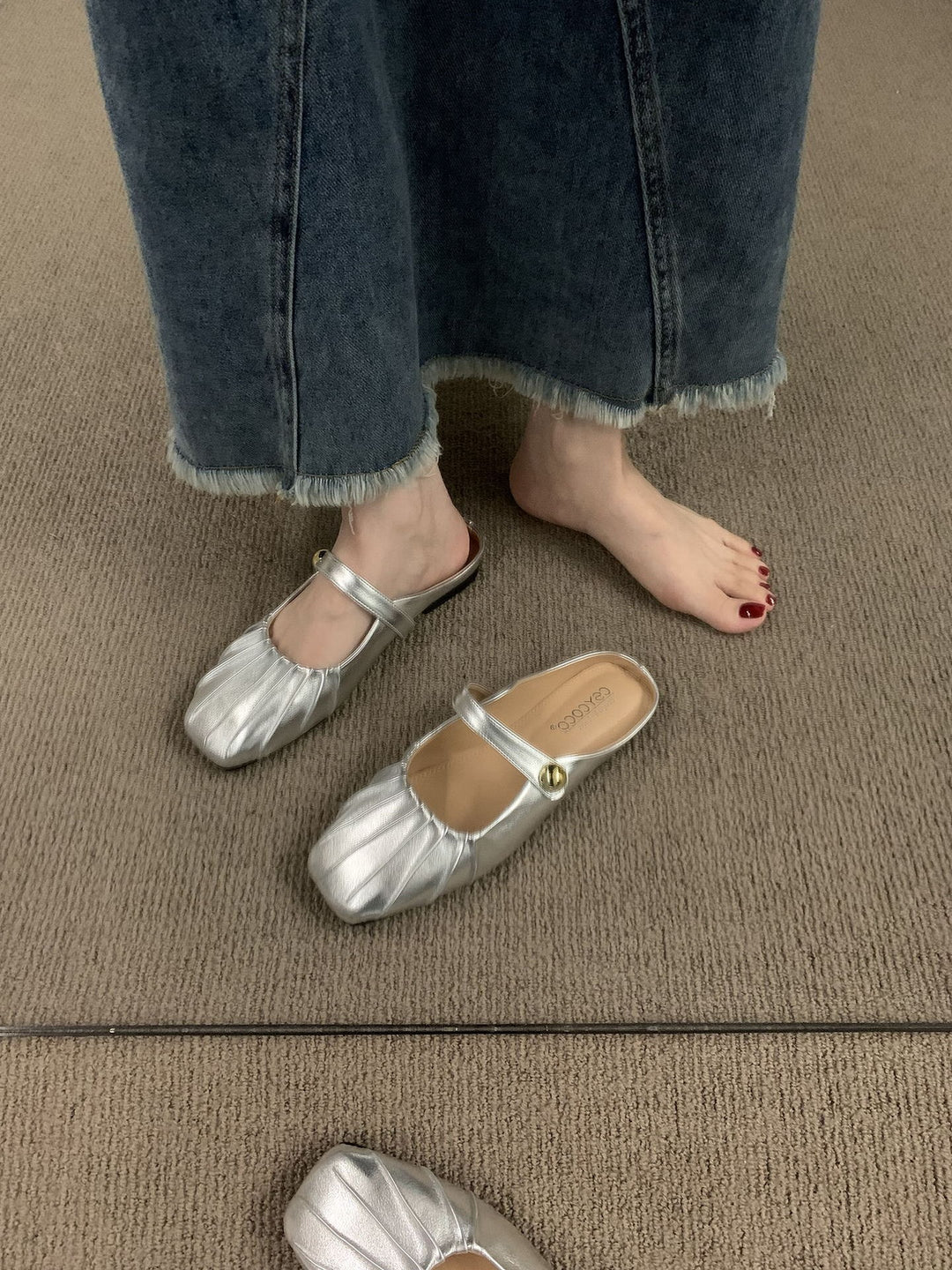 Silver Baotou Half Tuo Flat Bottom Sandals for Women's Summer Outwear New Mary Jane Muller with Skirt Sandals