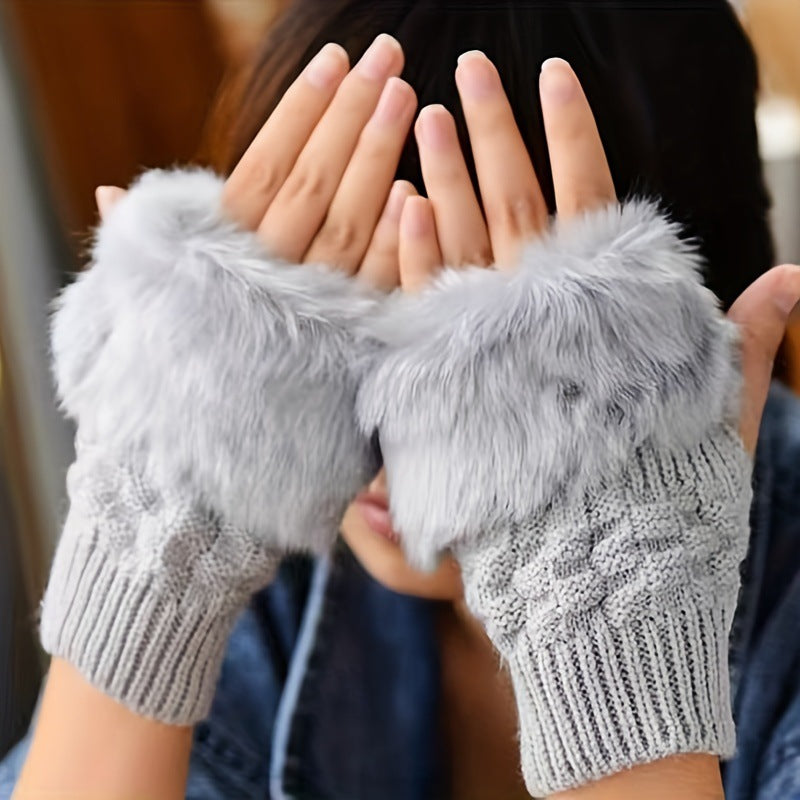 Women’s Knit Finger Gloves