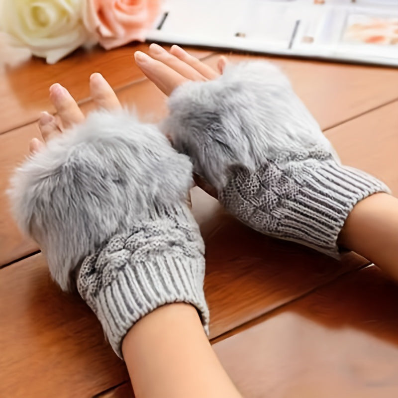 Women’s Knit Finger Gloves