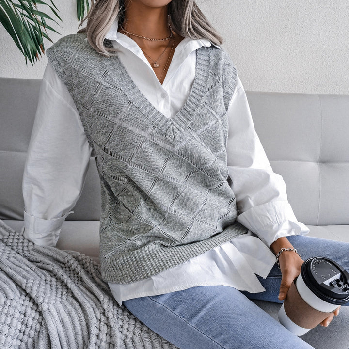 Women's V-neck Hollow Rhombus Casual Knitted Sweater Vest