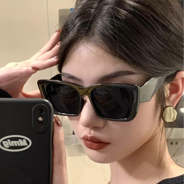 Retro Cat Eye Sunglasses