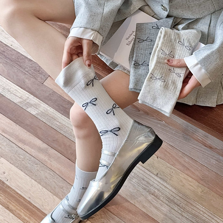 Women's Bowknot Mid-calf Length Loose Socks
