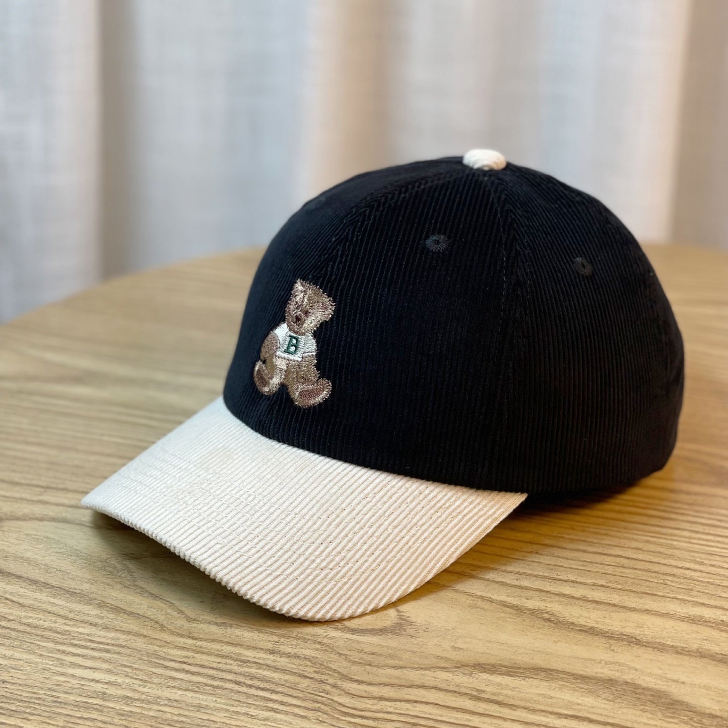 Color Matching Little Brown Bear Corduroy Peaked Cap