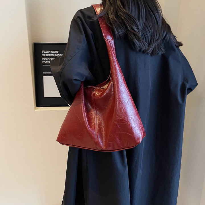 Chic Composite Hobo Tote with Clutch
