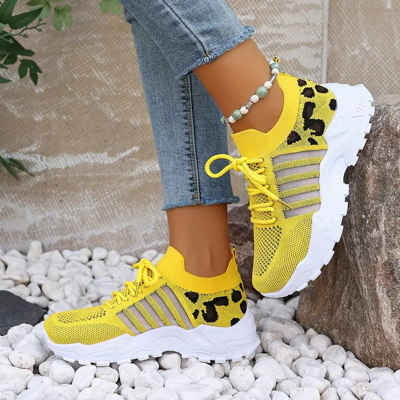 Women's Fashionable Mesh Breathable Shoes