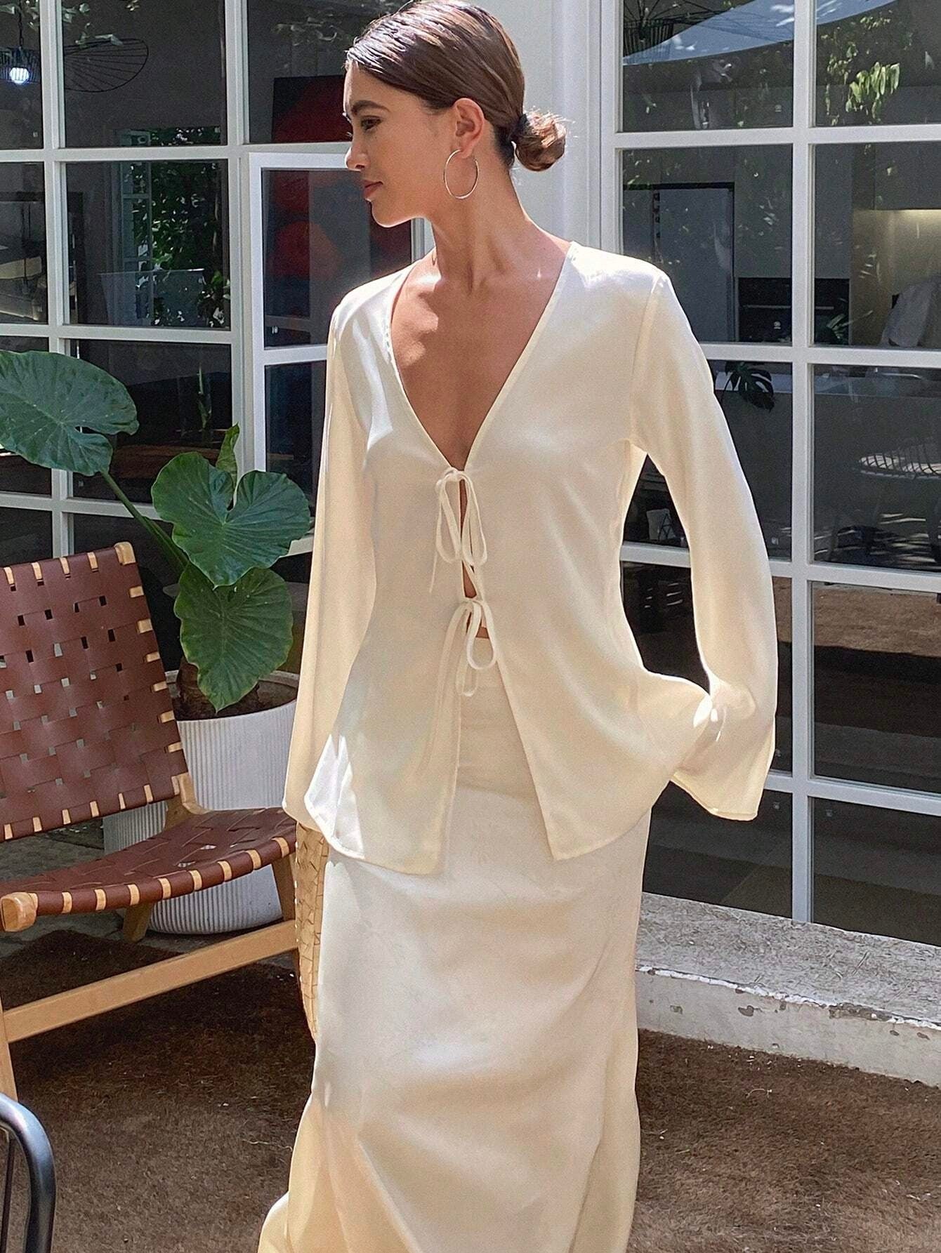 Solid Color Waist Cinched Long Sleeved Fitted Women's Shirt