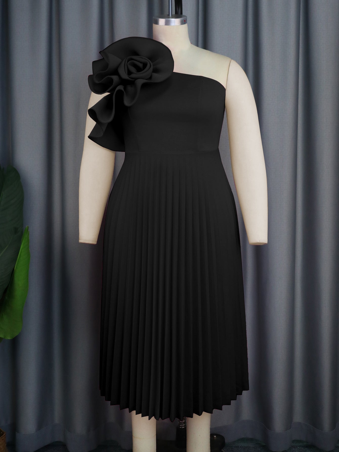 Shoulder Diagonal Collar Pleated Skirt