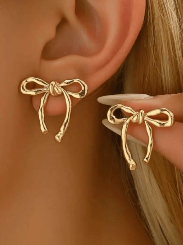 Gold bow earrings