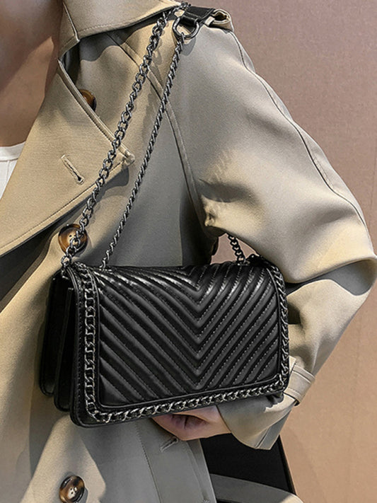 Black fake leather bag with chain straps